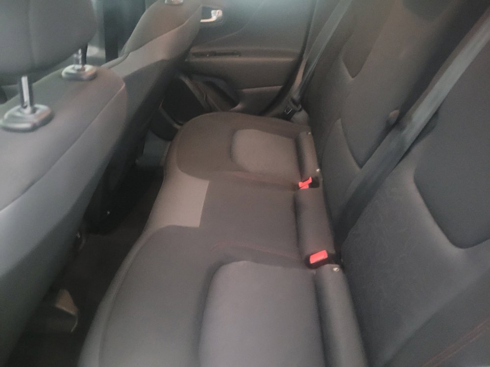 Used 2021 Jeep Renegade Trailhawk AWD/4WD image 18