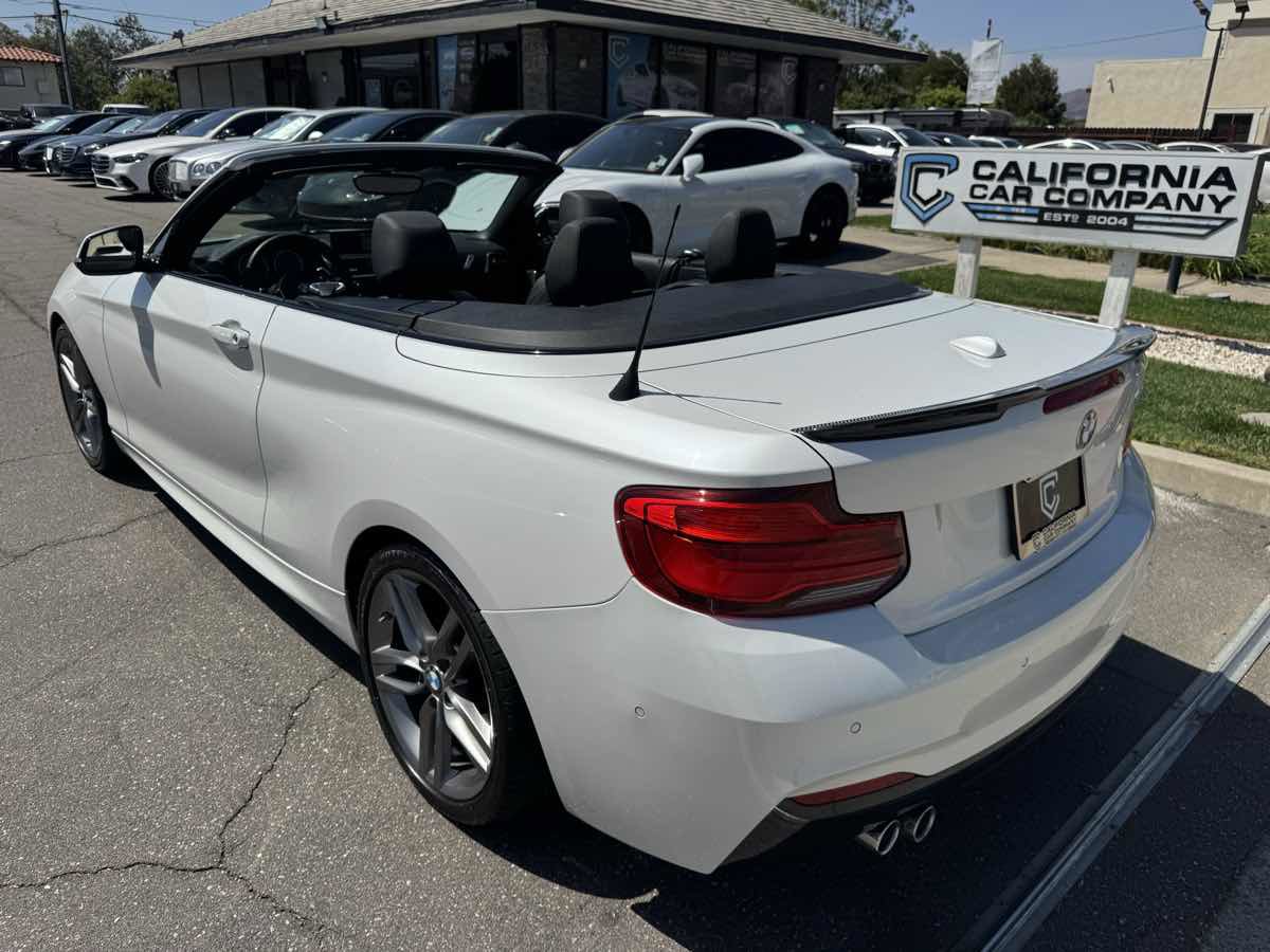 Used 2018 BMW 230i Convertible w/ M Sport Package RWD image 4