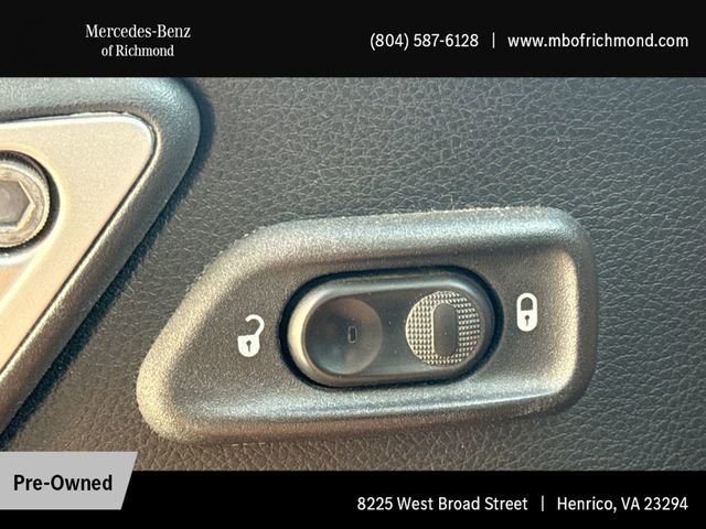 Used 2018 Jeep Wrangler Unlimited Sahara image 11