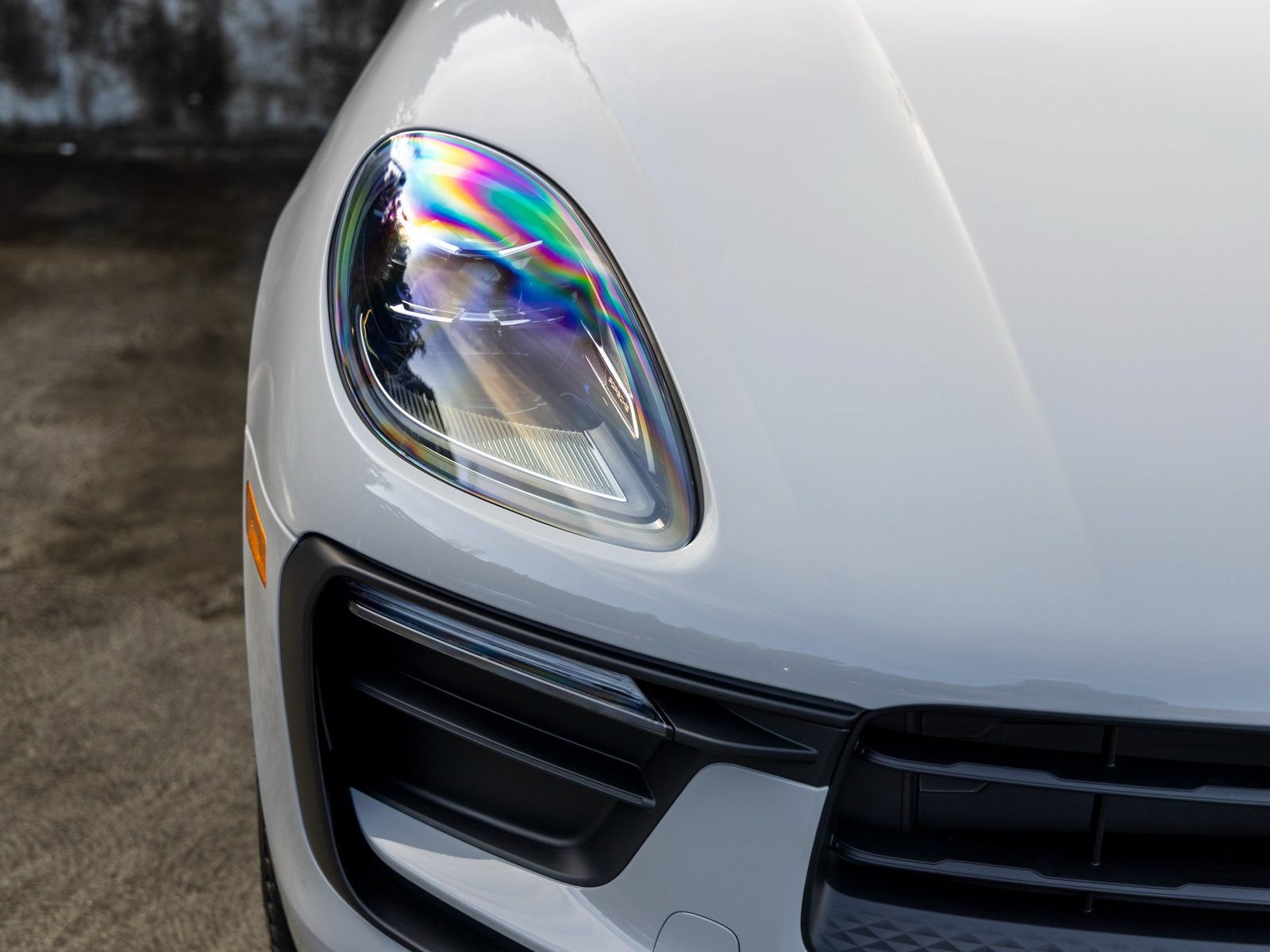 New 2026 Porsche Macan AWD/4WD image 14