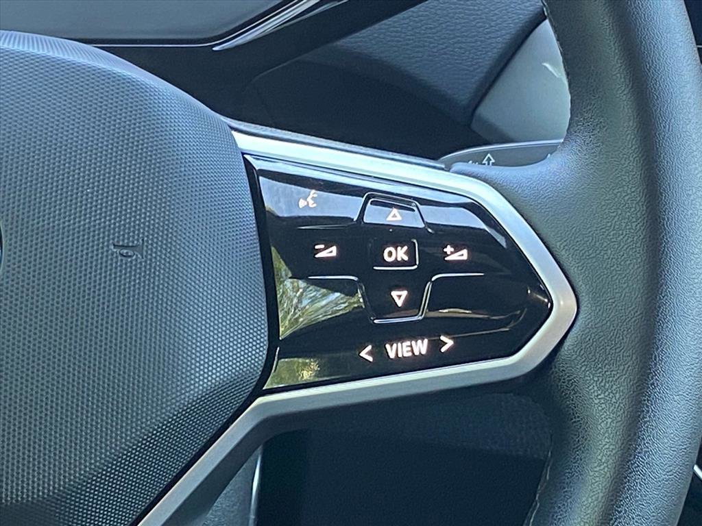 Used 2023 Volkswagen ID.4 Pro S image 9