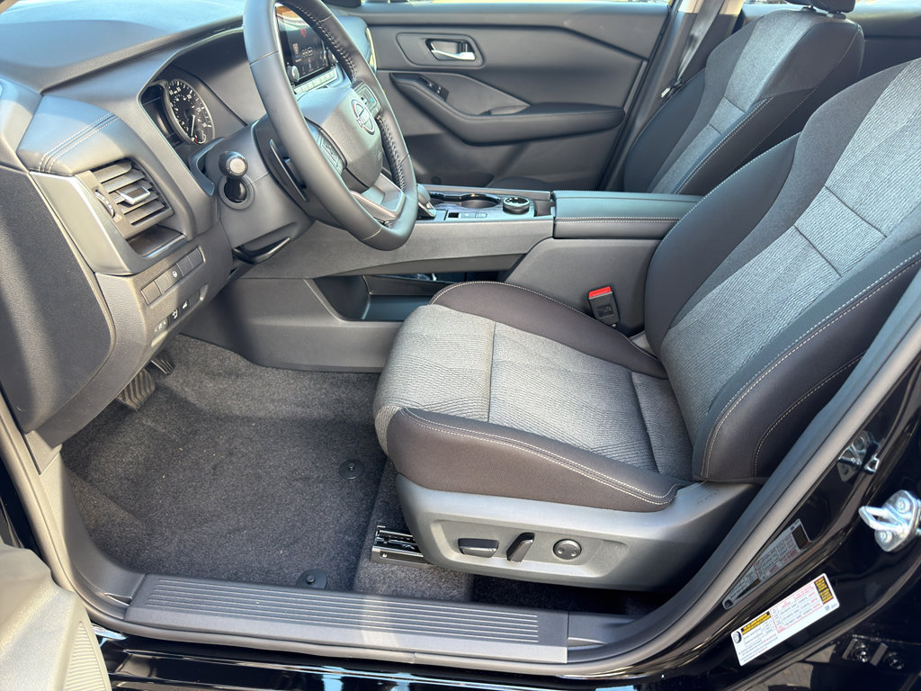 New 2026 Nissan Rogue SV w/ Cold Weather Package image 15