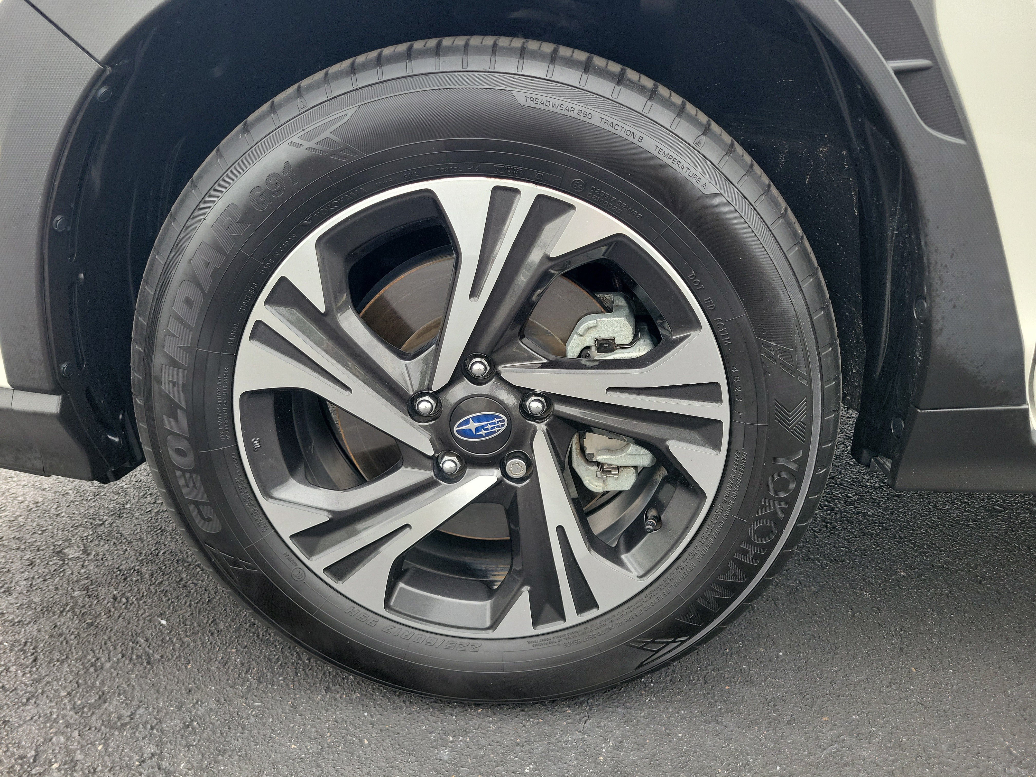 Certified 2024 Subaru Crosstrek 2.0i Premium AWD/4WD image 9