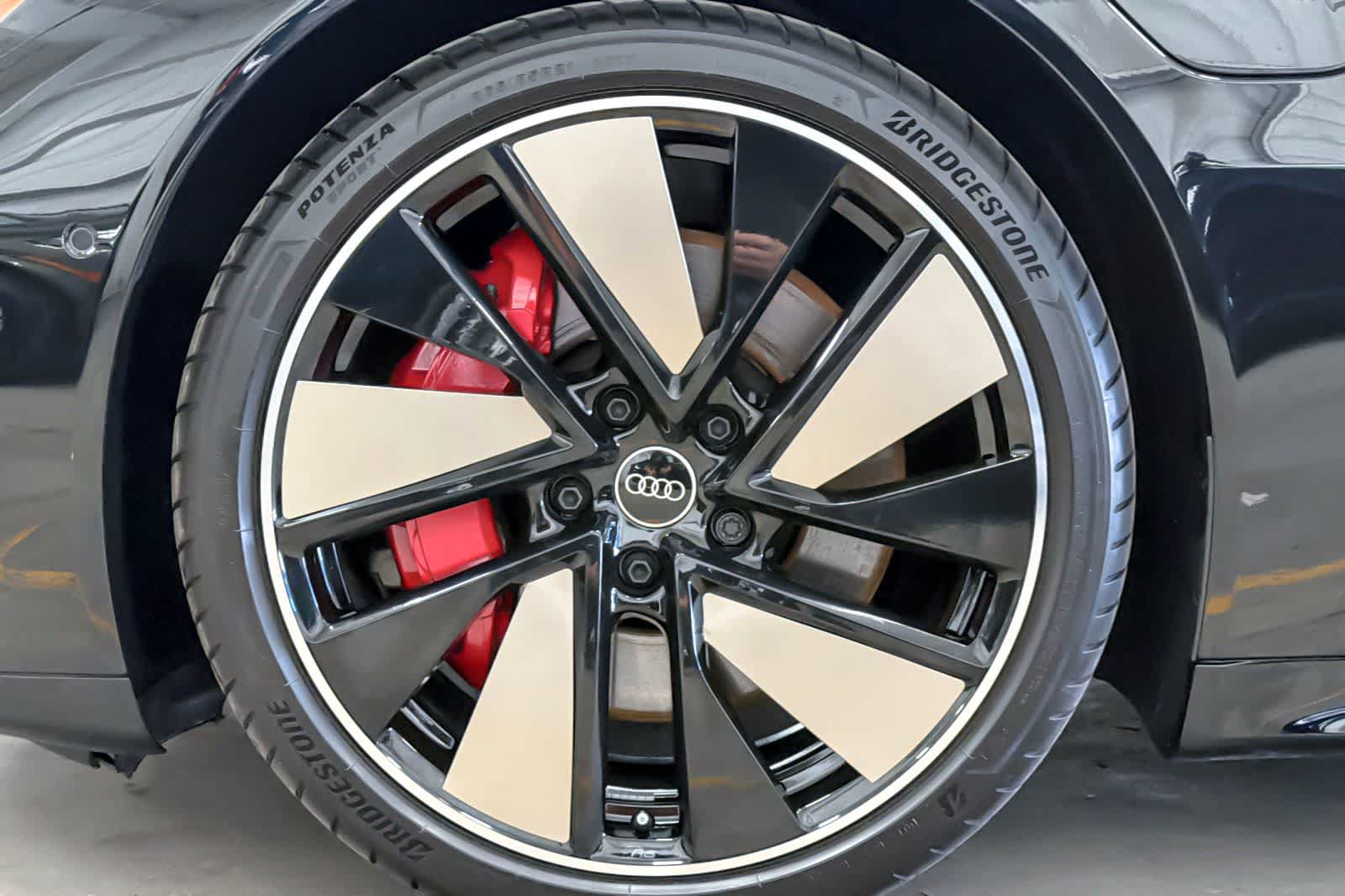 Used 2025 Audi S e-tron GT Premium Plus w/ 21" Wheel Package AWD/4WD image 26