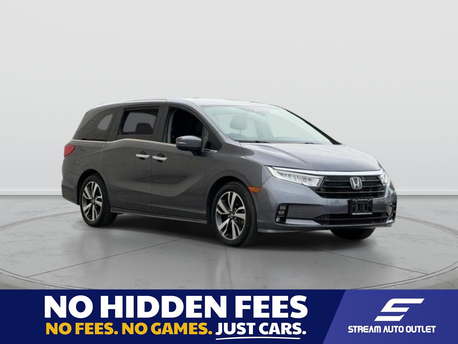 Used 2023 Honda Odyssey Touring image 1