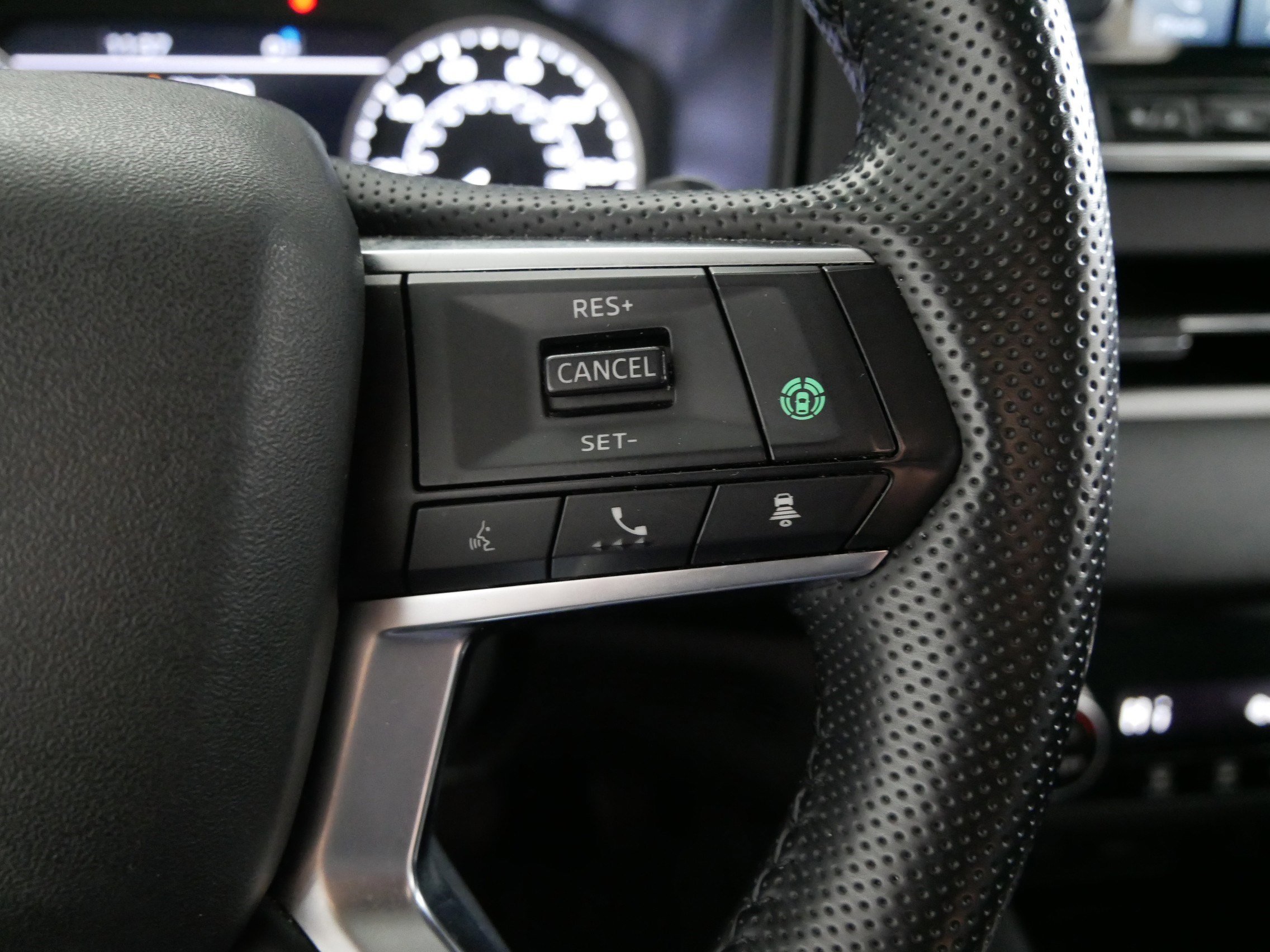 Used 2024 Mitsubishi Outlander SE image 28