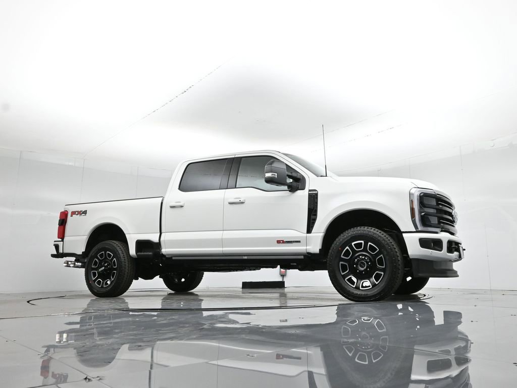 New 2026 Ford F250 Platinum AWD/4WD image 3
