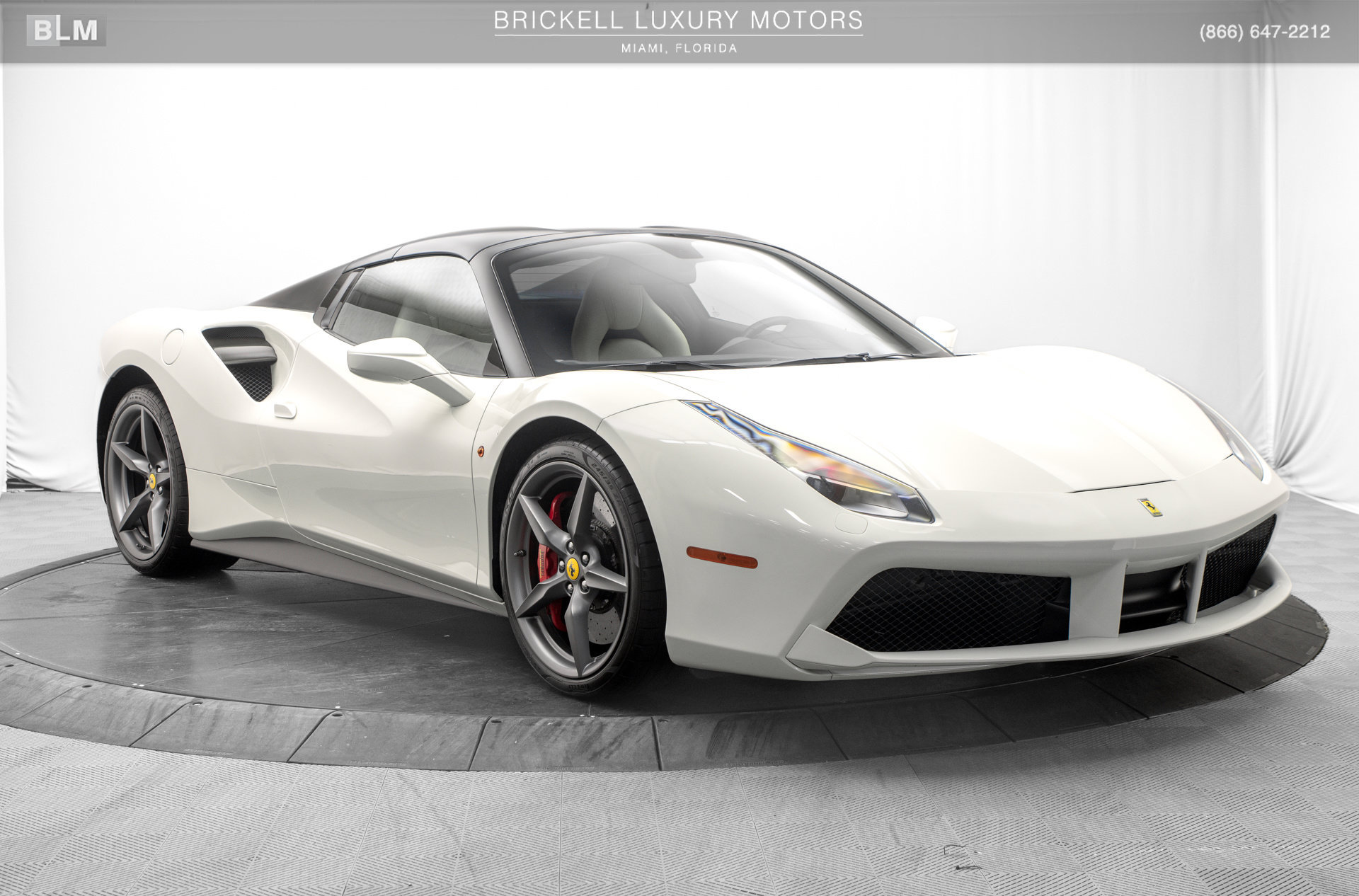 Used 2018 Ferrari 488 Spider RWD image 9