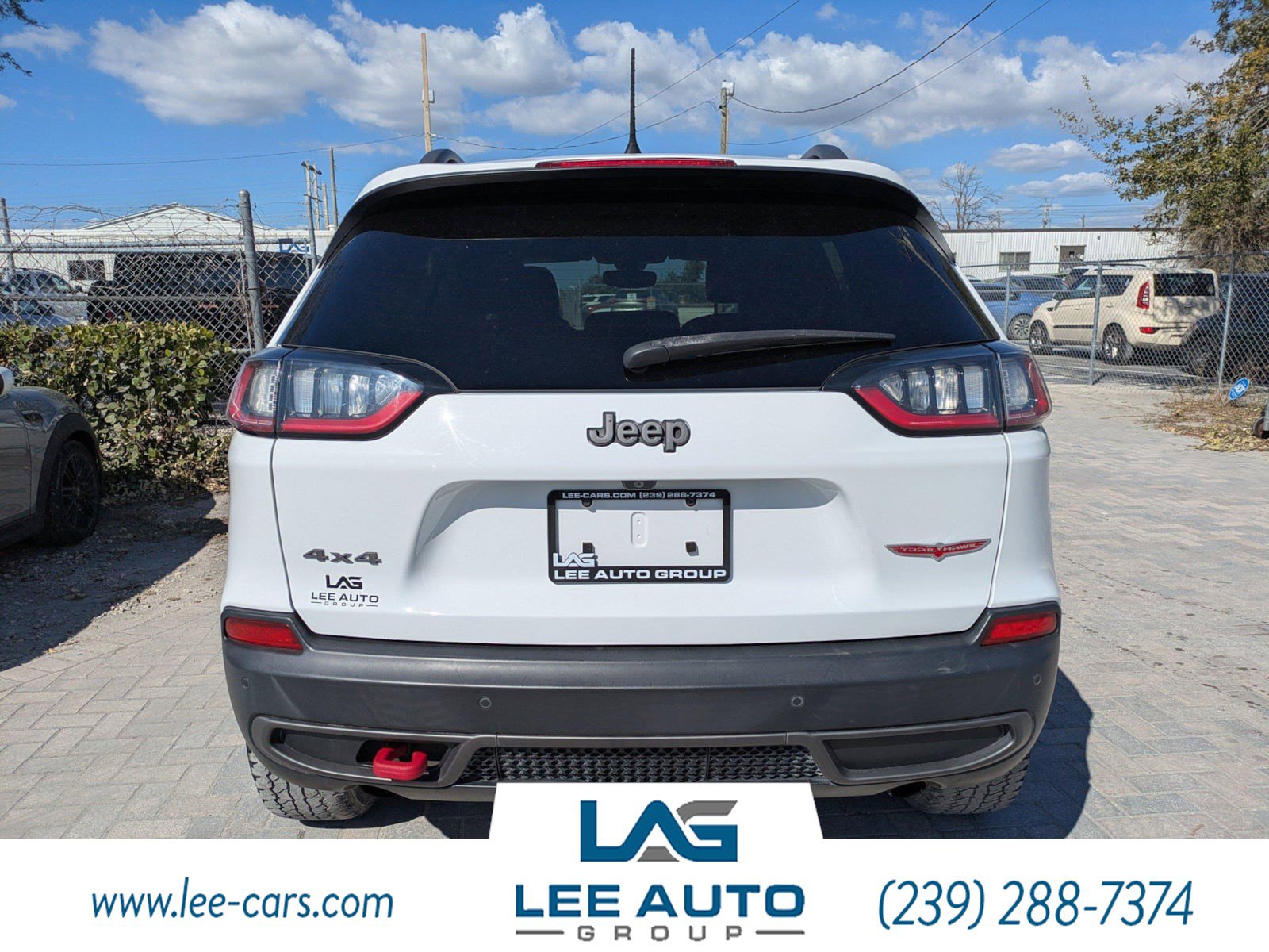 Used 2020 Jeep Cherokee Trailhawk AWD/4WD image 4