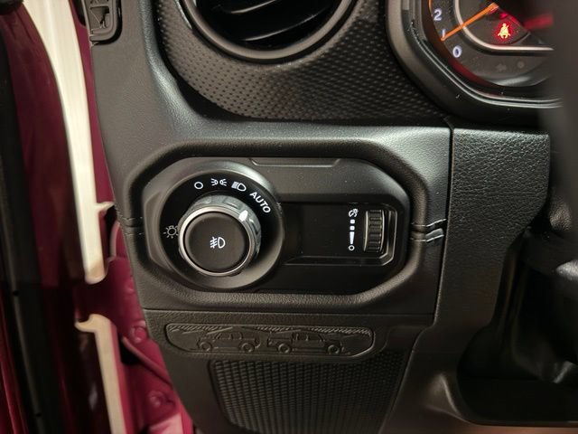 Used 2024 Jeep Wrangler Unlimited Rubicon 392 AWD/4WD image 34