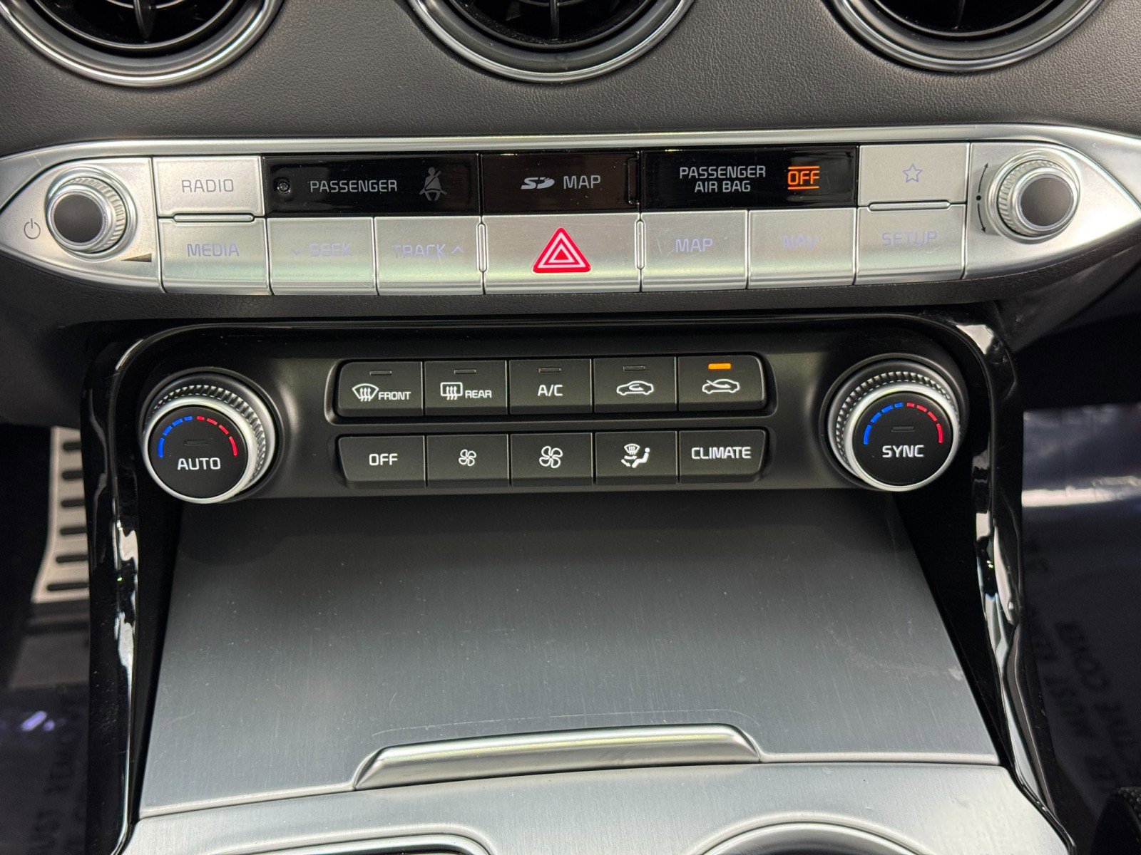 Used 2020 Kia Stinger GT2 image 30