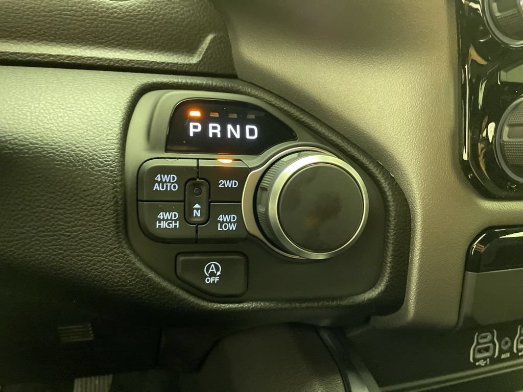New 2026 RAM 1500 Big Horn AWD/4WD image 17