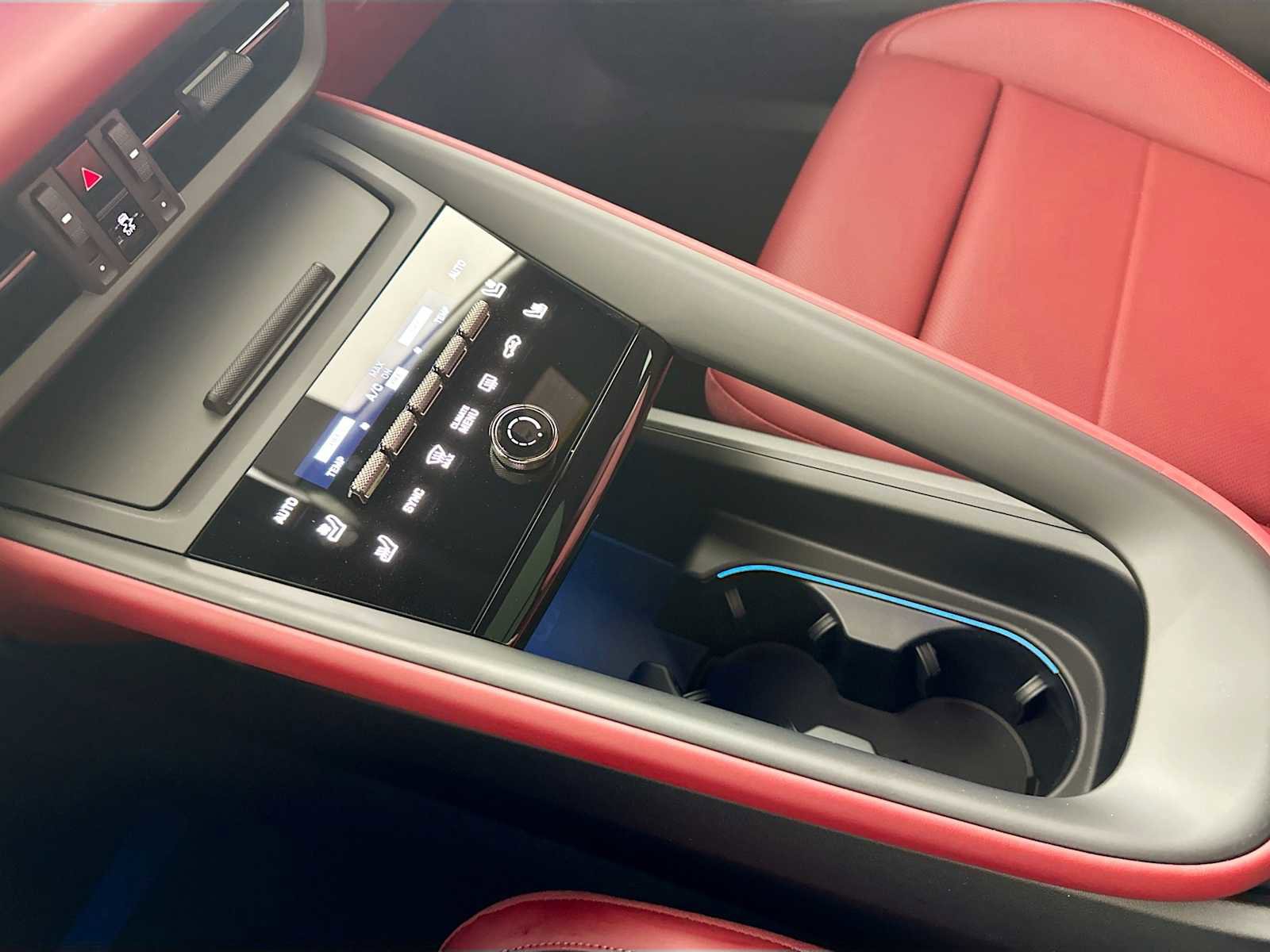 New 2025 Porsche Macan Turbo Electric image 20