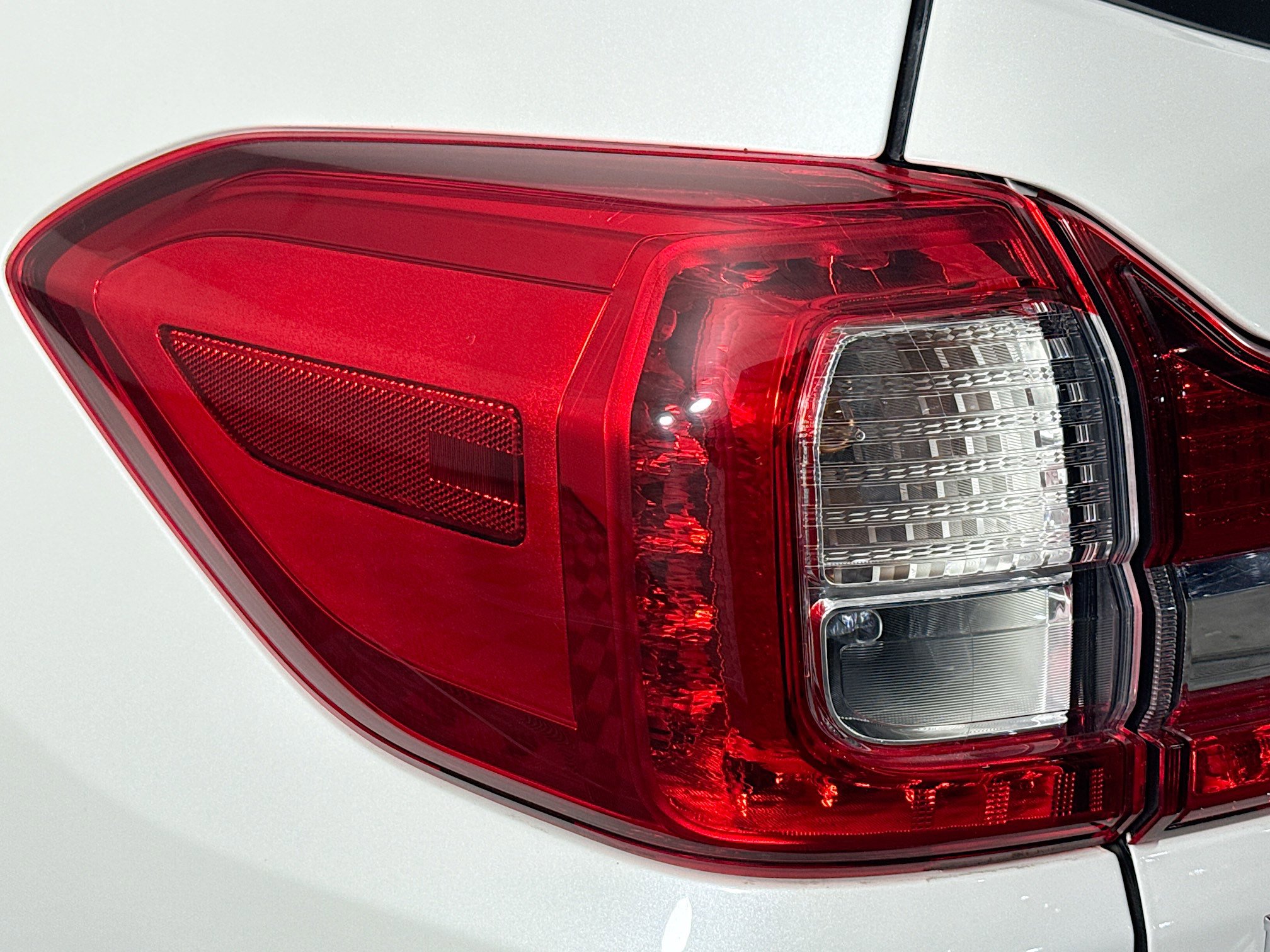 Used 2021 Subaru Ascent Limited w/ Technology Package image 35