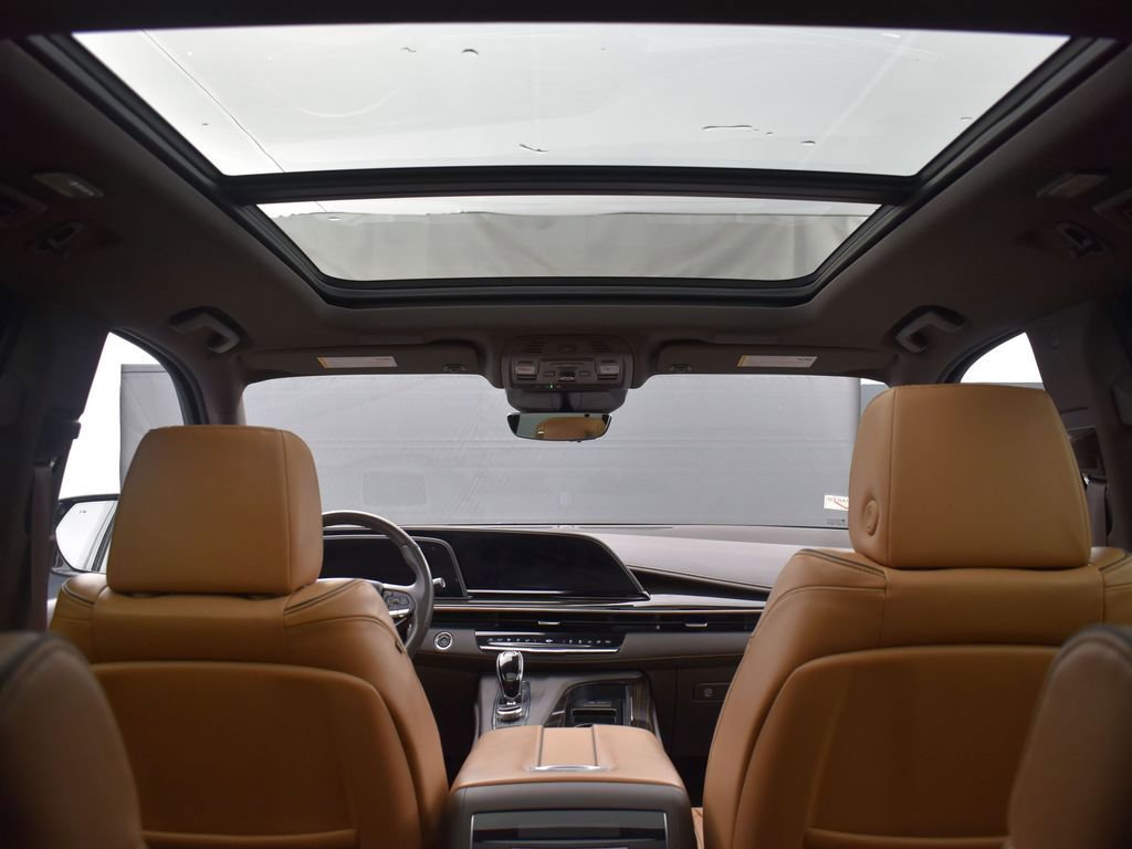 Used 2023 Cadillac Escalade ESV Premium Luxury image 31