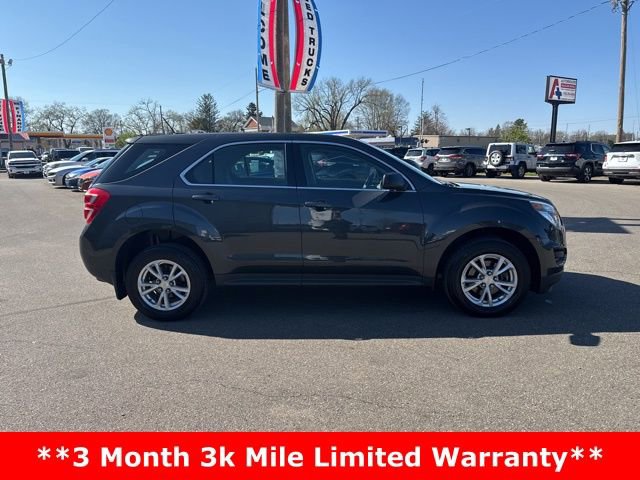 Used 2017 Chevrolet Equinox LS image 2