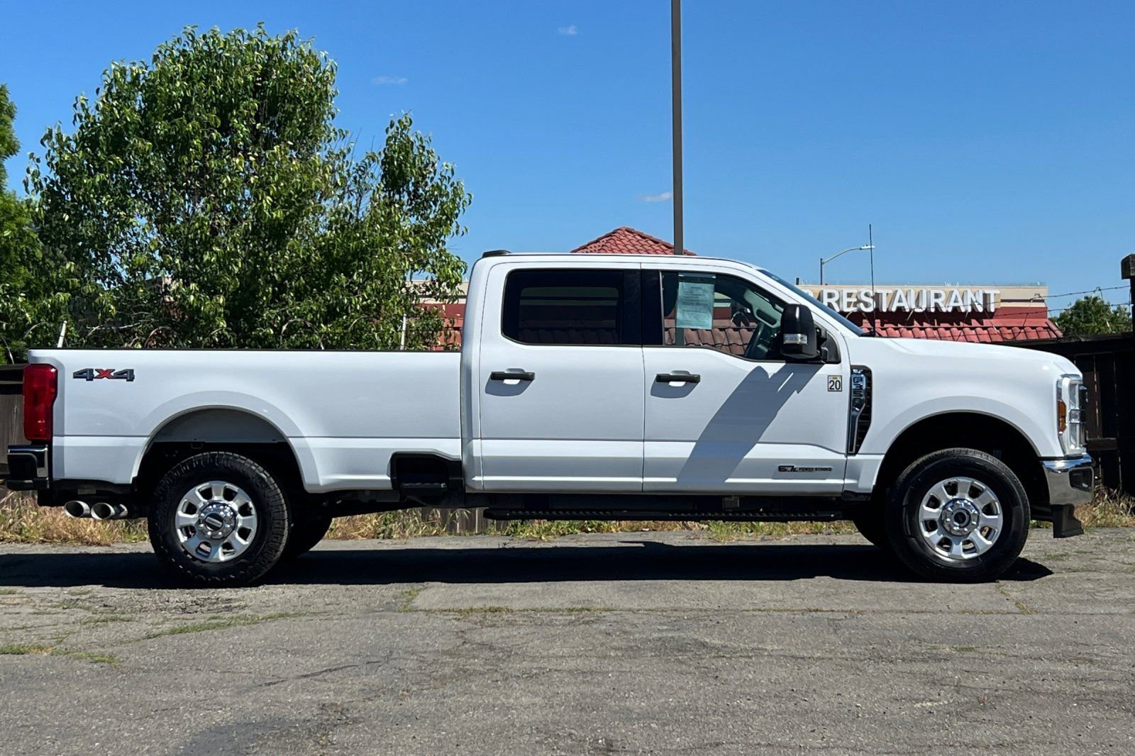 Certified 2024 Ford F350 XLT image 3
