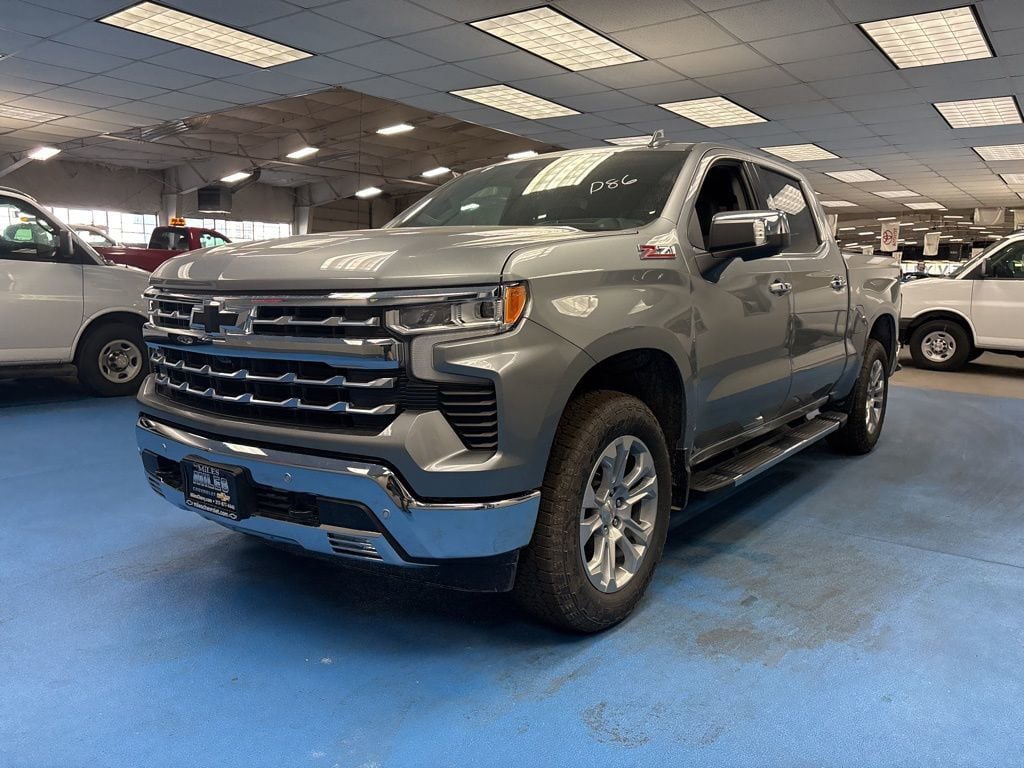 New 2026 Chevrolet Silverado 1500 LTZ w/ Technology Package AWD/4WD image 12