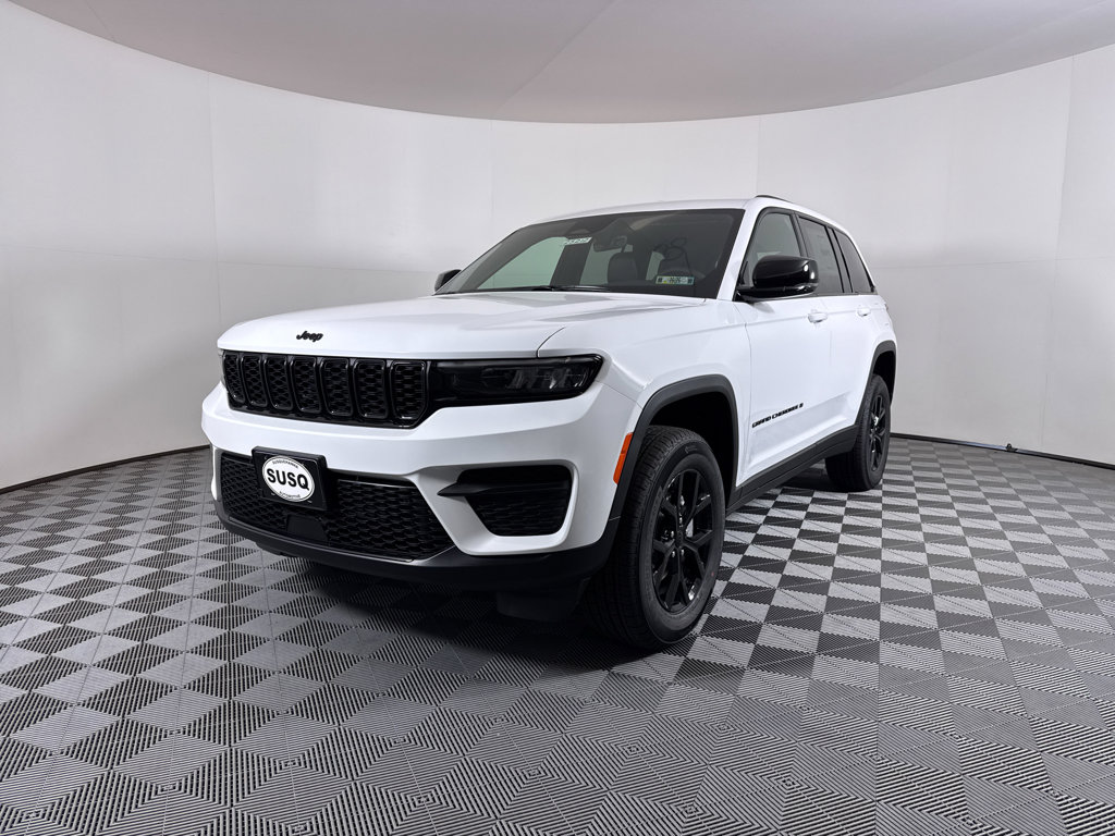 New 2025 Jeep Grand Cherokee Altitude image 19