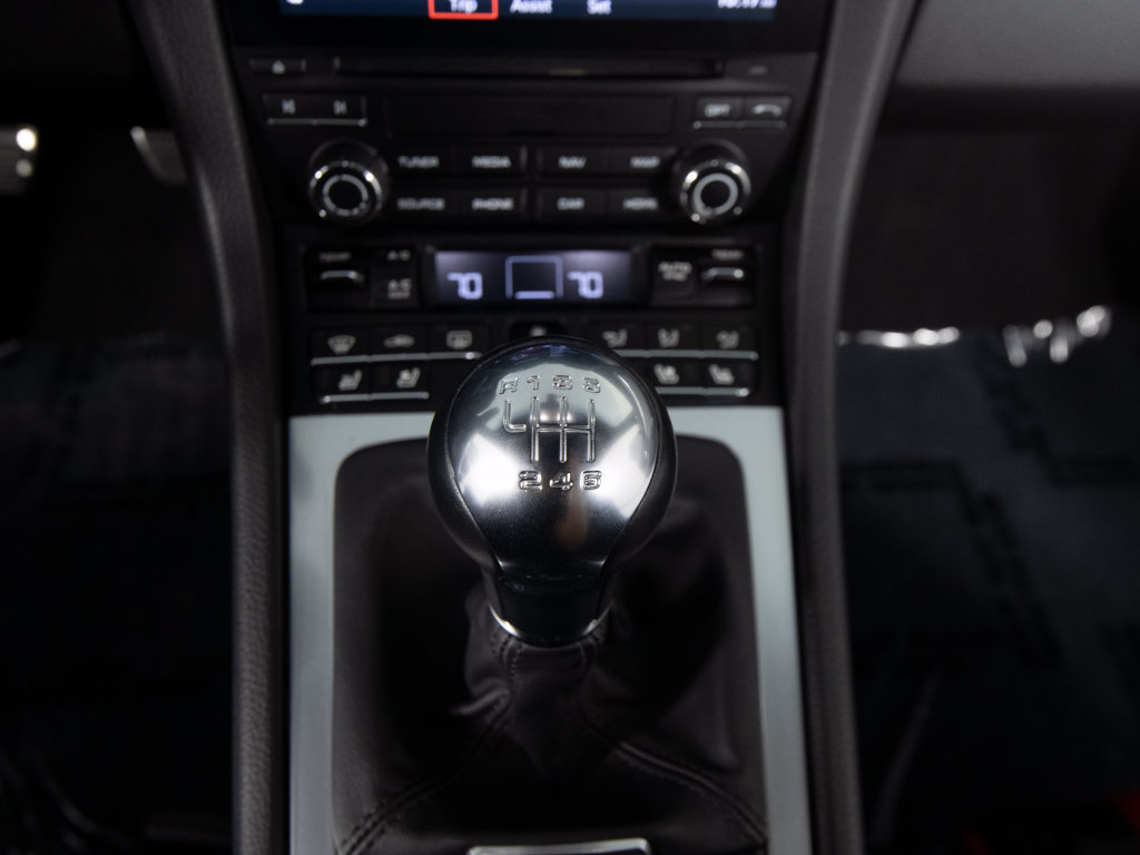 Certified 2024 Porsche 718 Cayman S RWD image 32