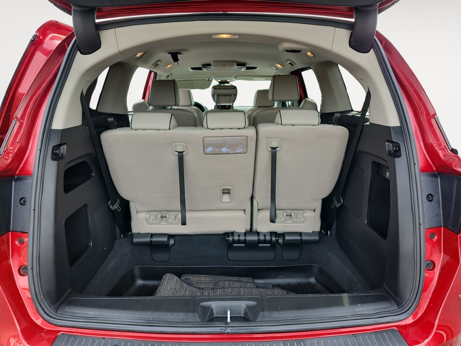Used 2025 Honda Odyssey Touring image 16