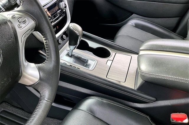 Certified 2017 Nissan Murano Platinum w/ Platinum Technology Package image 18