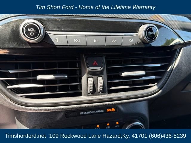 Used 2025 Ford Escape ST-Line AWD/4WD image 12