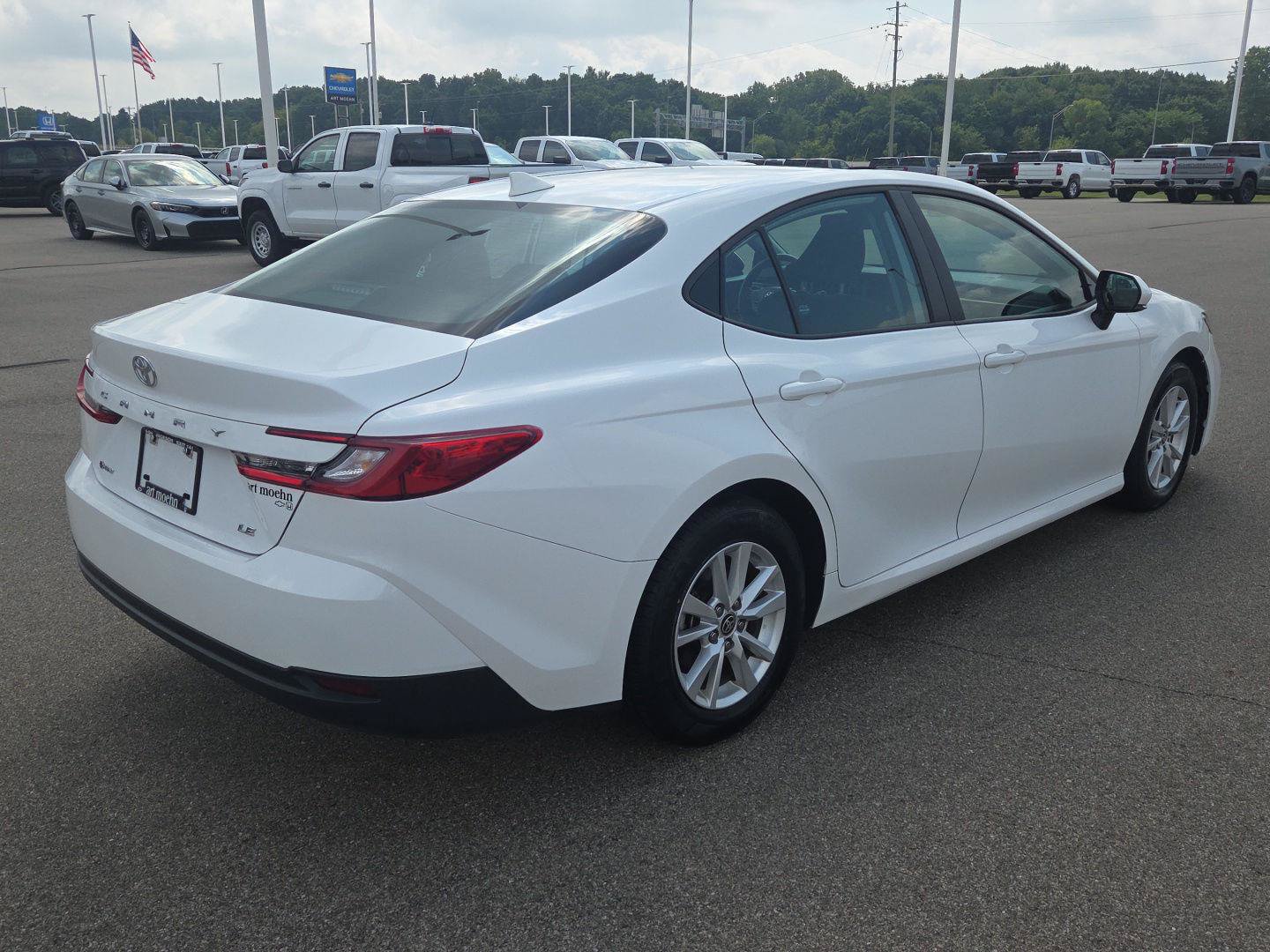 Used 2025 Toyota Camry LE FWD image 6