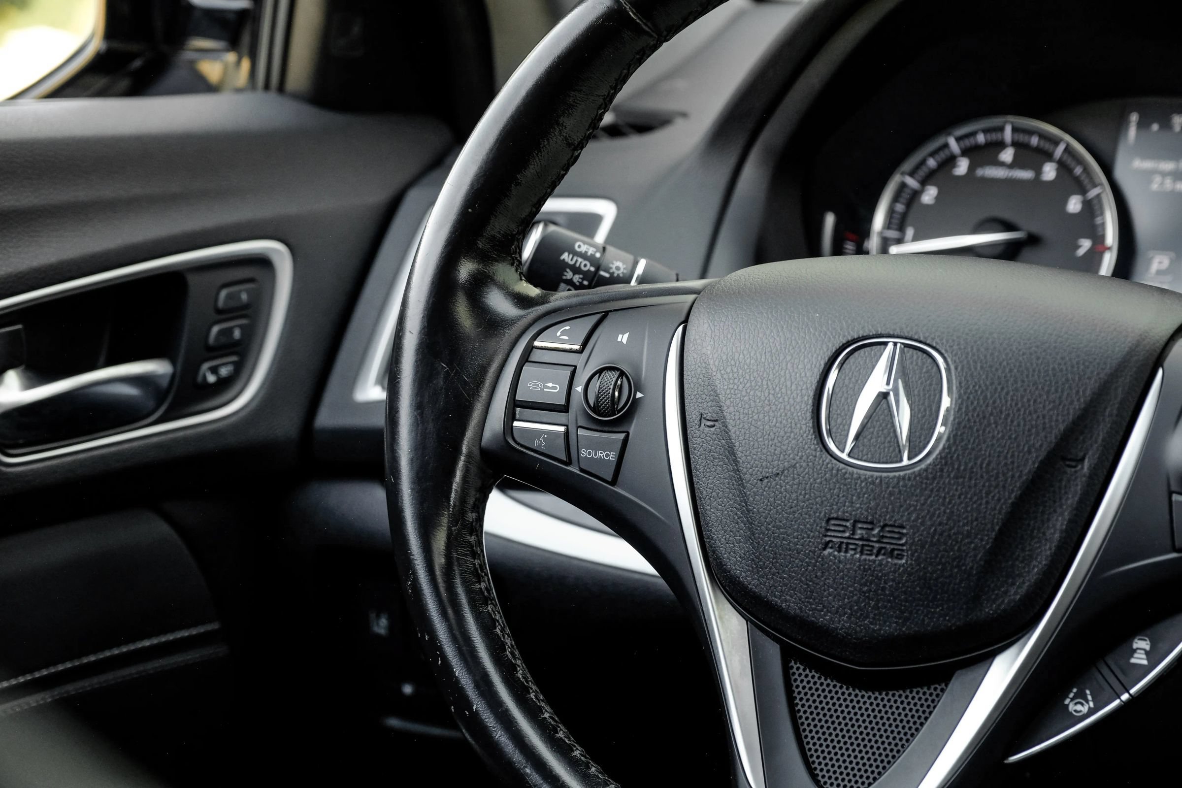 Used 2019 Acura TLX w/ Technology Package FWD image 25