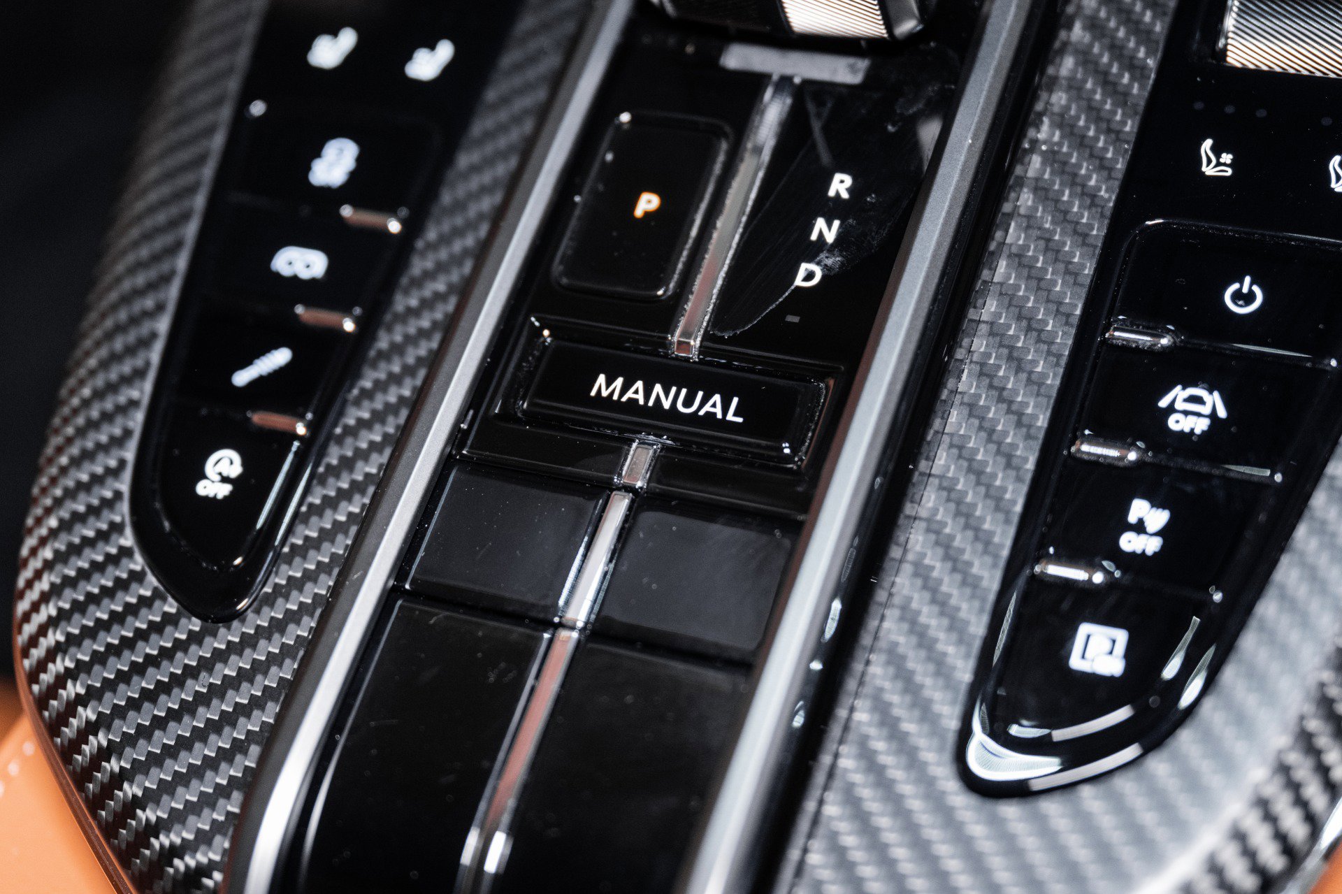 New 2026 Aston Martin V8 Vantage Coupe image 31