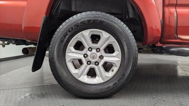 Used 2013 Toyota Tacoma PreRunner w/ SR5 Pkg image 29