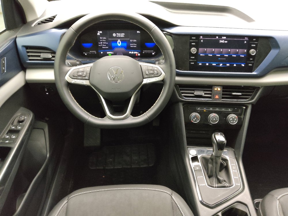 Used 2023 Volkswagen Taos SE w/ Panoramic Sunroof Package FWD image 22