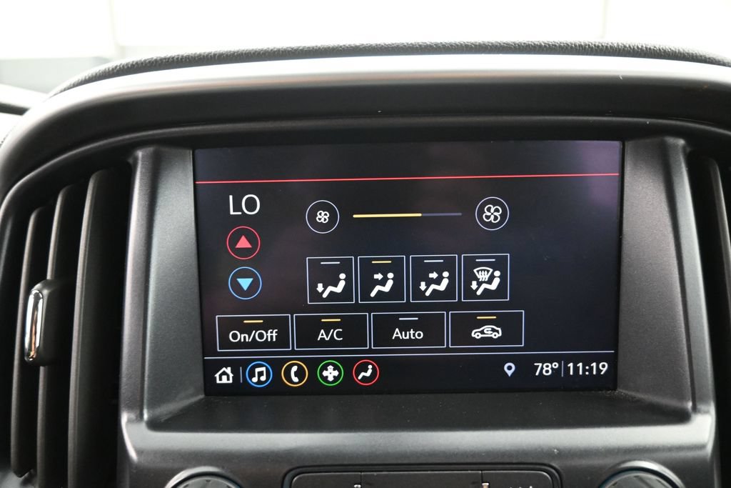 Used 2022 Chevrolet Colorado ZR2 AWD/4WD image 13