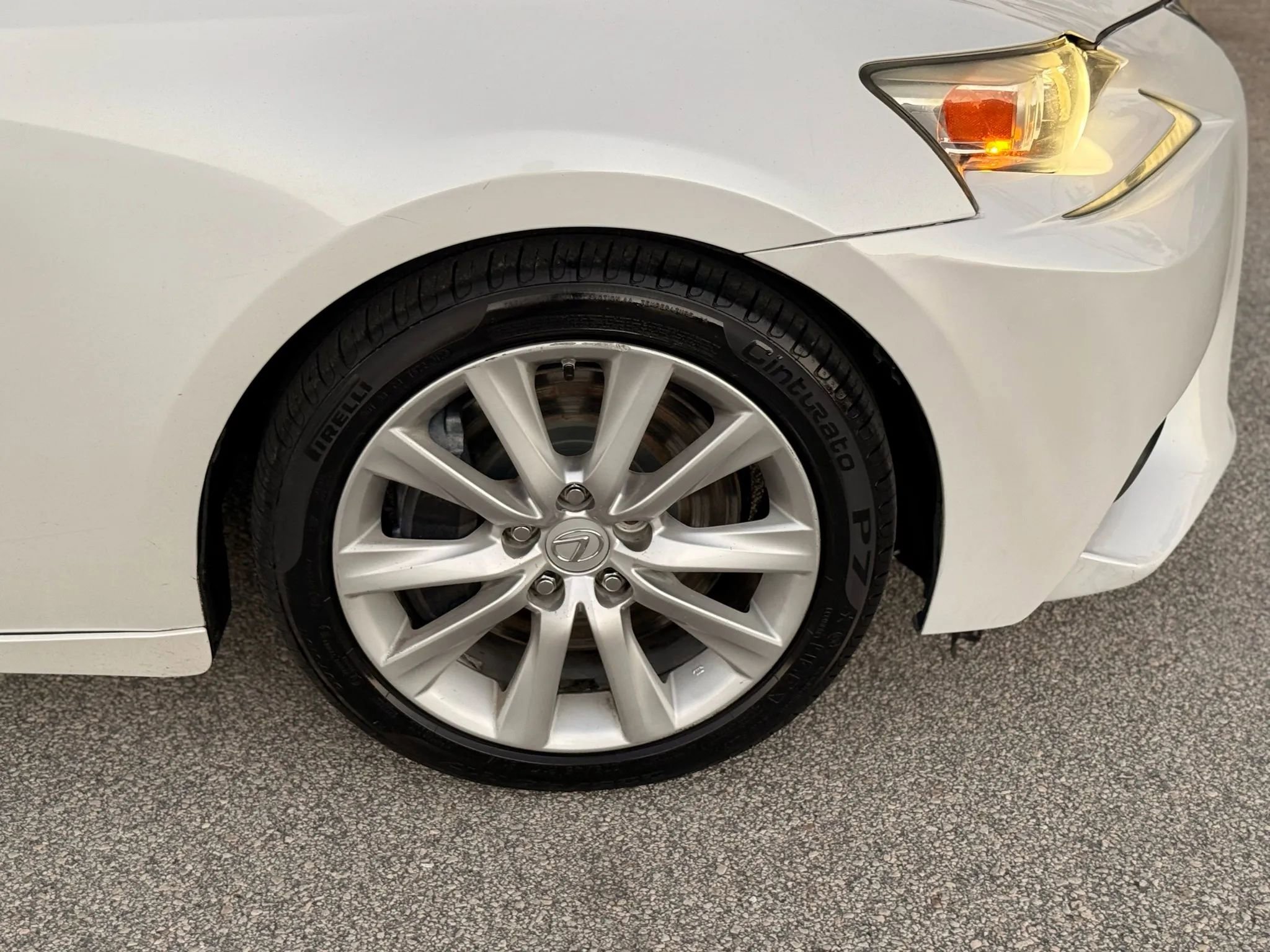 Used 2016 Lexus IS 200t image 35
