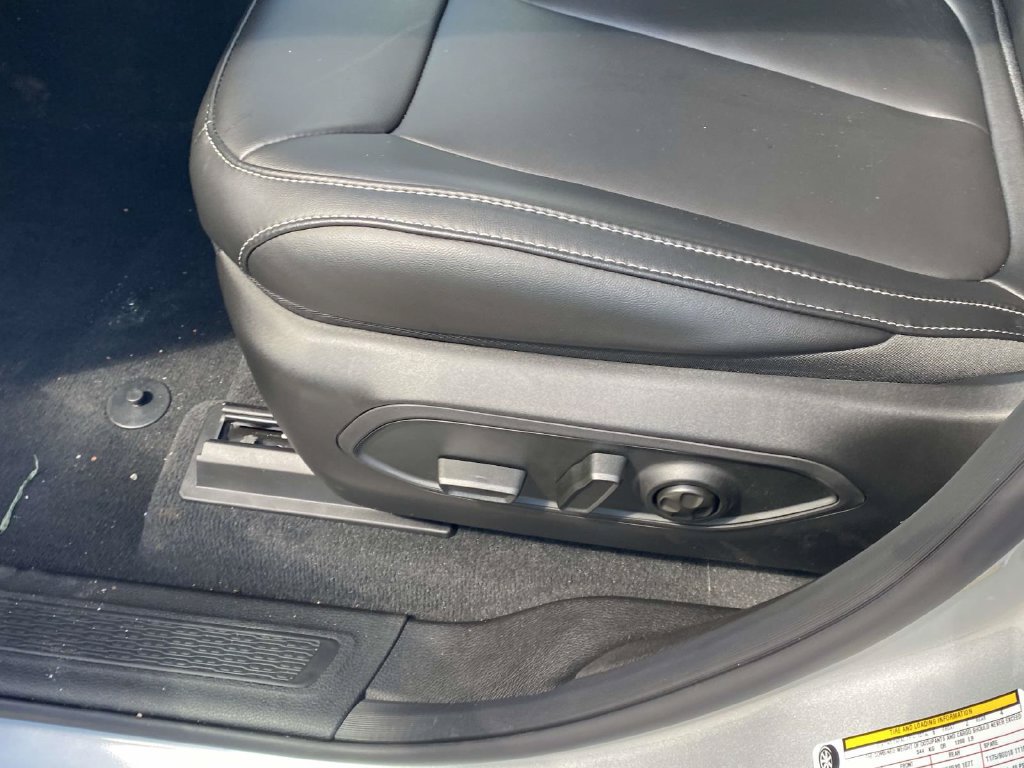 New 2026 Jeep Grand Cherokee L Limited RWD image 15