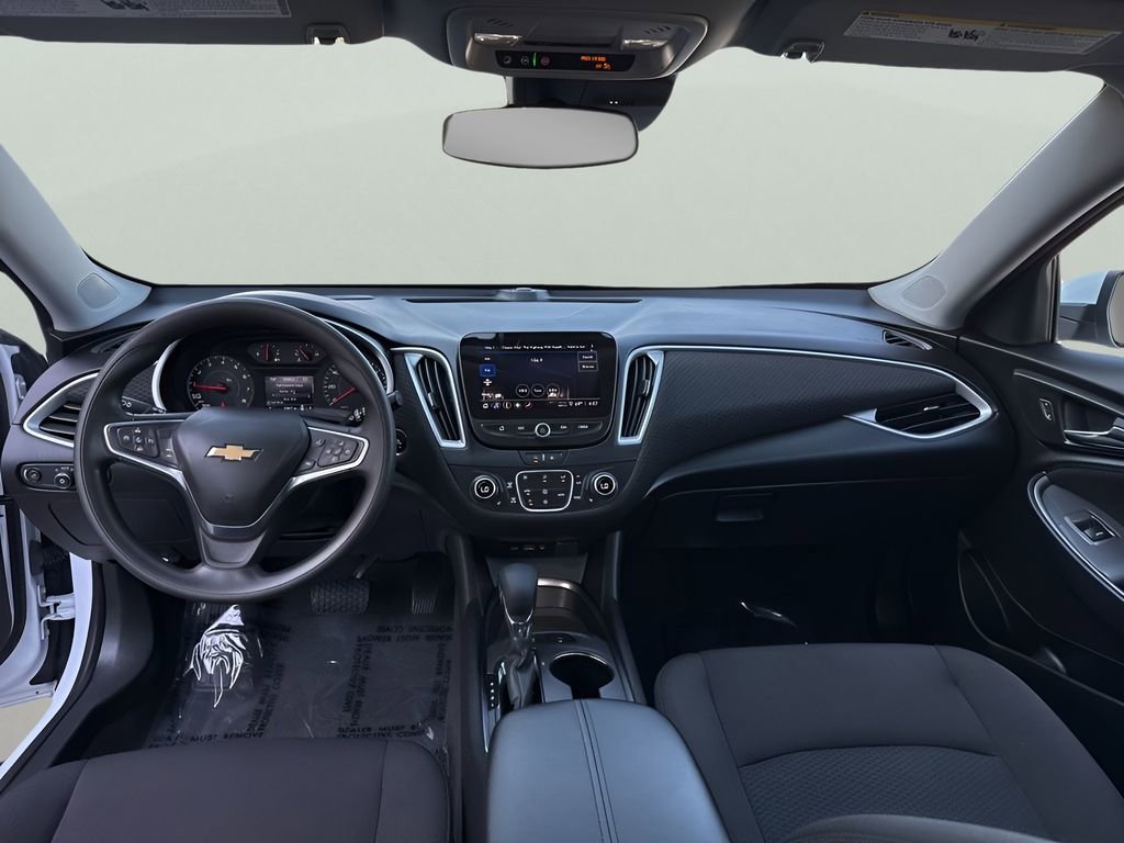 Used 2024 Chevrolet Malibu LT image 10