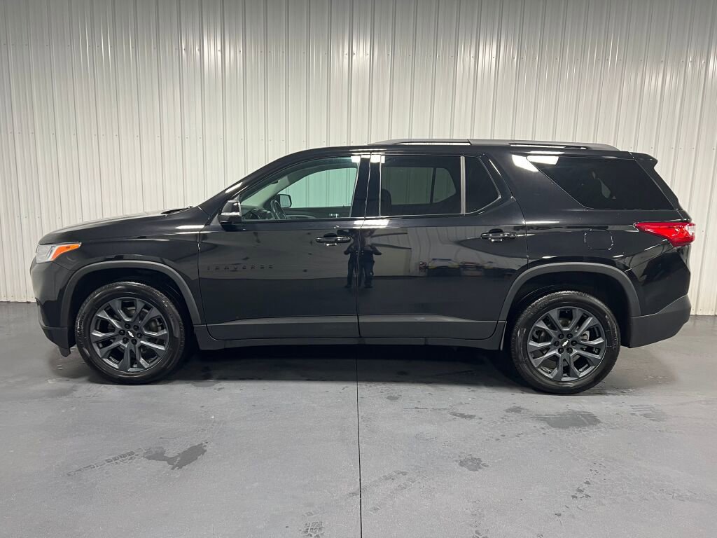 Used 2021 Chevrolet Traverse RS image 21