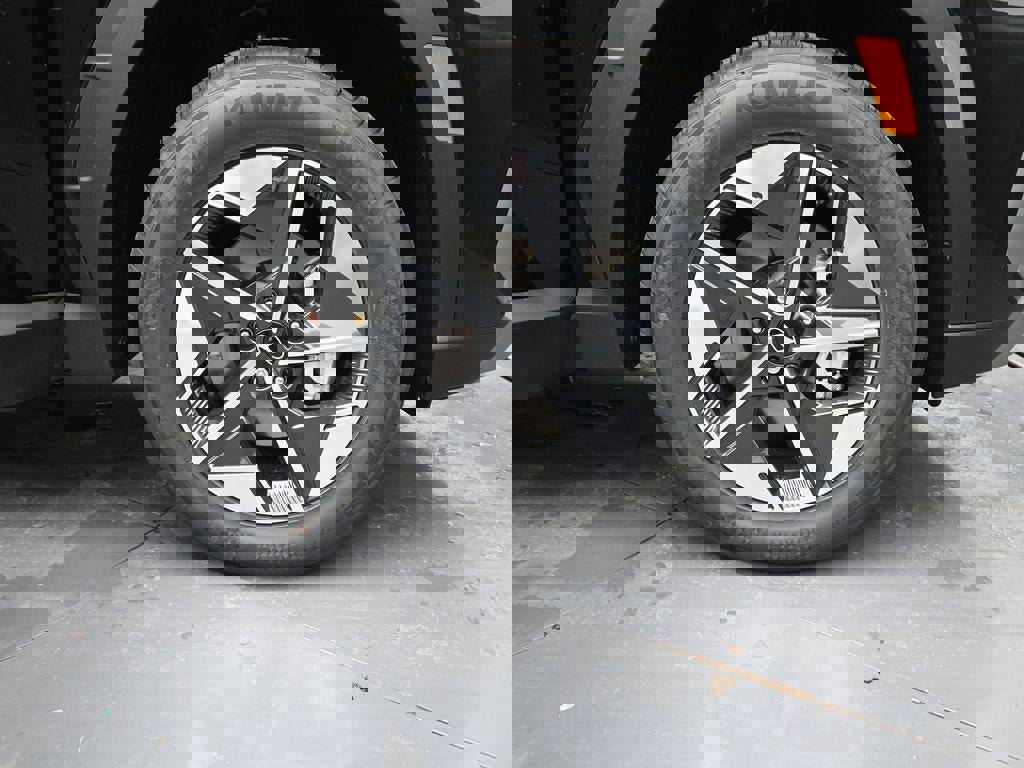 New 2025 Hyundai Tucson SEL image 36