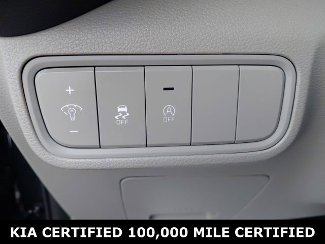 Used 2025 Kia Soul LX image 17