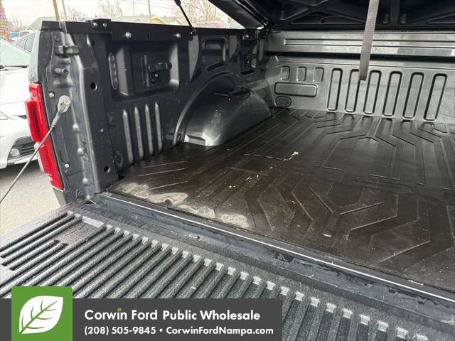 Used 2016 Ford F150 Platinum w/ Equipment Group 701A Luxury image 31