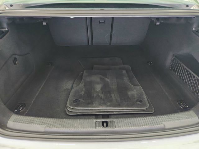 Used 2017 Audi A6 2.0T Premium image 28