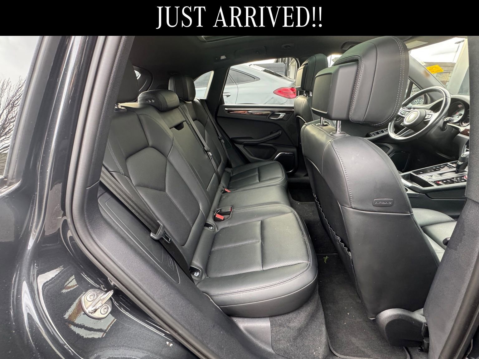 Used 2023 Porsche Macan S image 11