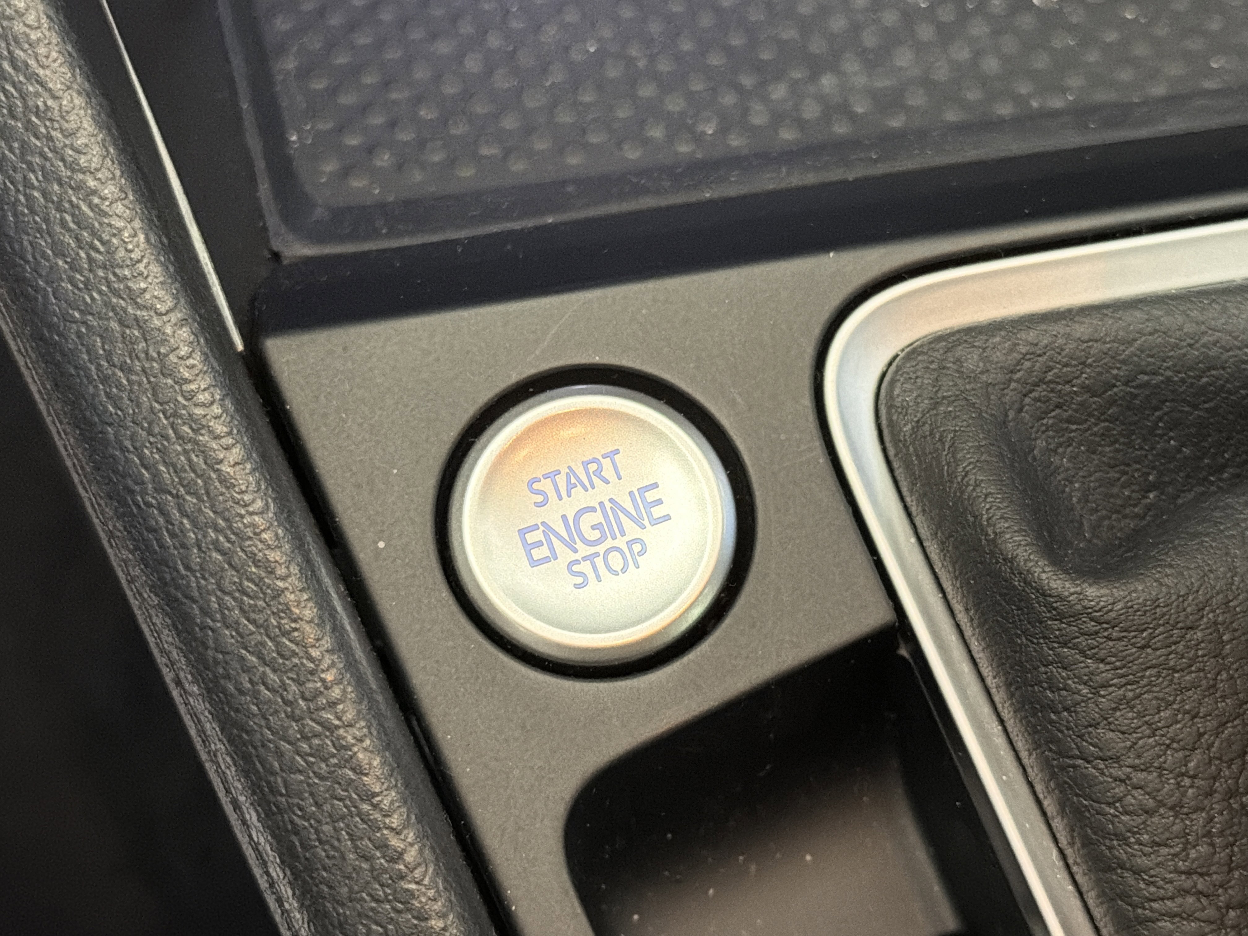 Used 2025 Volkswagen Jetta GLI Autobahn image 22