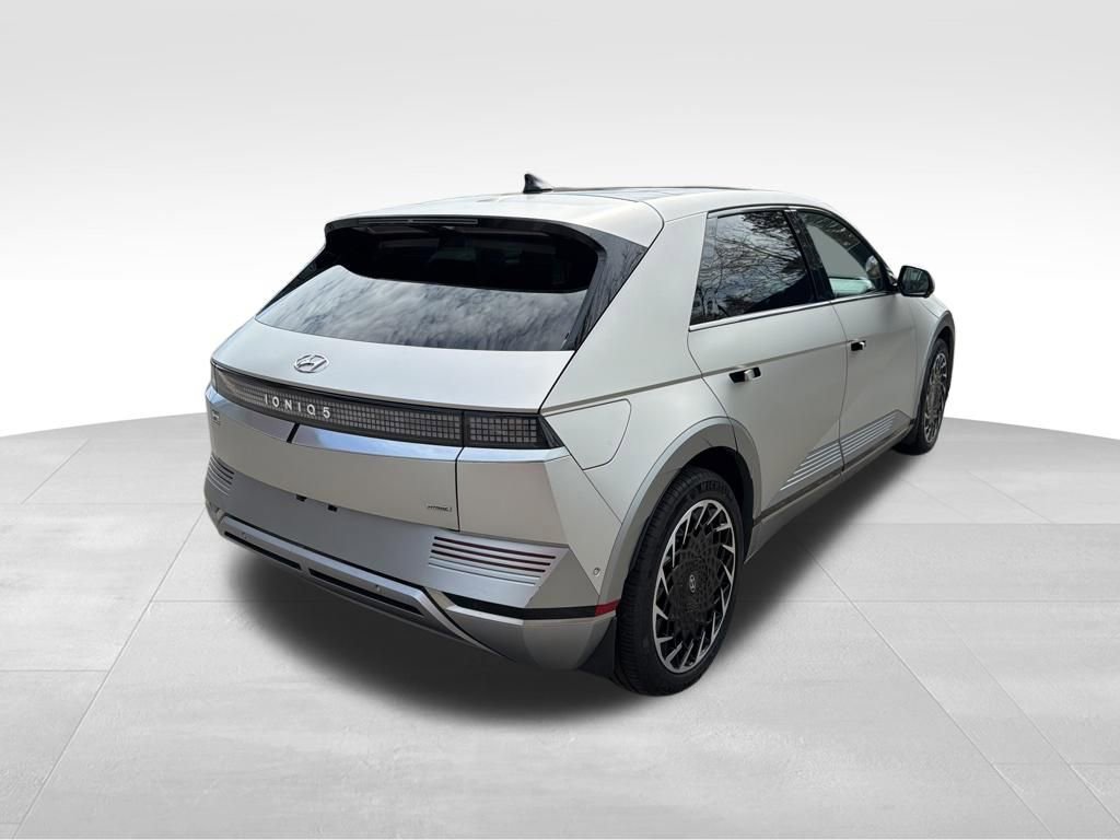 Used 2023 Hyundai Ioniq 5 Limited w/ Cargo Package image 5
