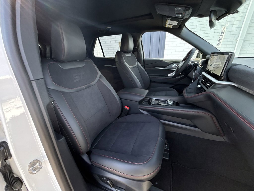 New 2026 Ford Explorer ST w/ Sun And Sound Package AWD/4WD image 28