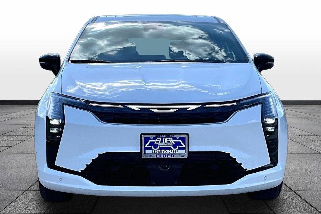 New 2027 Chrysler Pacifica Limited FWD image 5