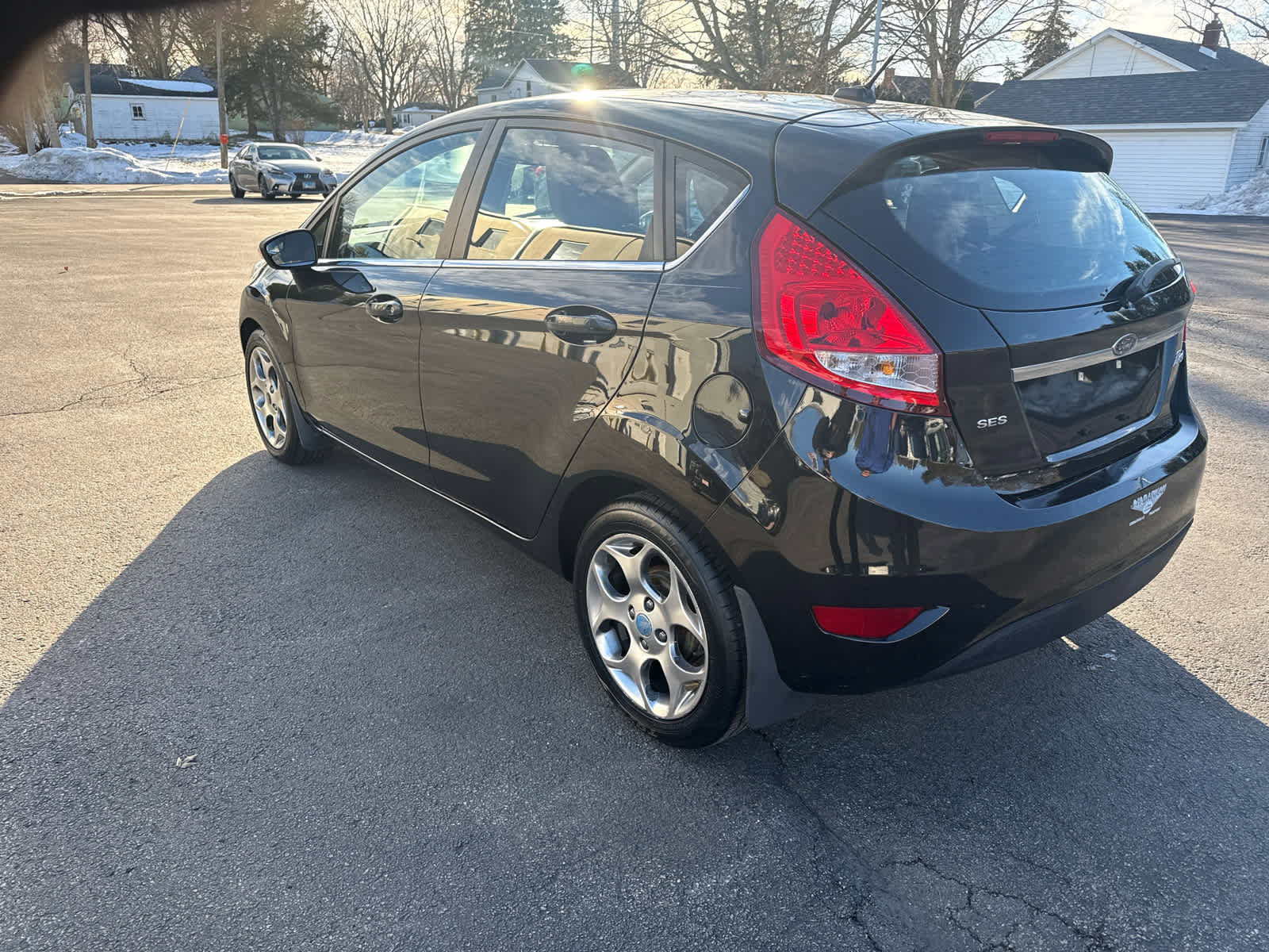 Used 2011 Ford Fiesta SES w/ 301A Rapid Spec Order Code image 5