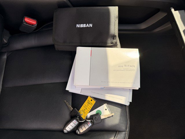 Used 2018 Nissan Titan SL w/ Midnight Edition image 18