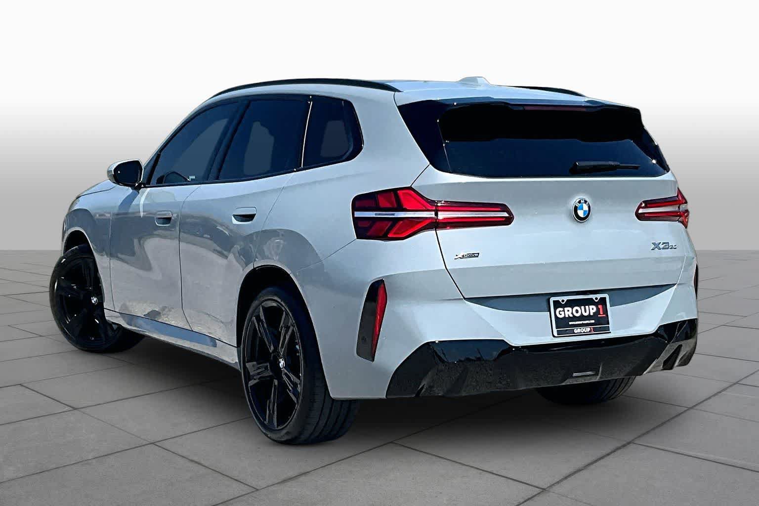 Used 2026 BMW X3 xDrive30i w/ Premium Package AWD/4WD image 11