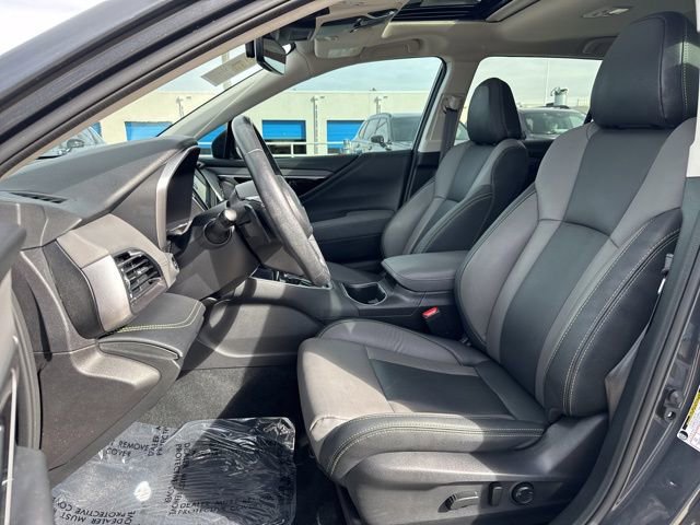 Used 2023 Subaru Outback Onyx Edition image 16
